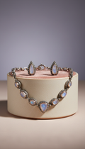 Velvet-Lined Jewelry Set in Coordinated Tones